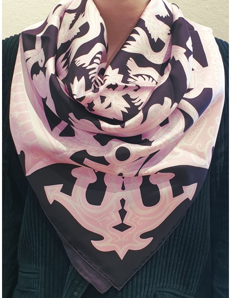 Foulard Ker Ys noir et rose