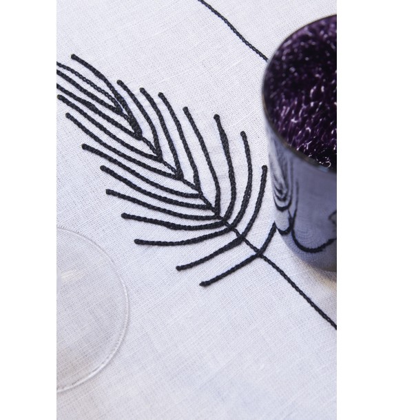 Dune table cloth and napkin set