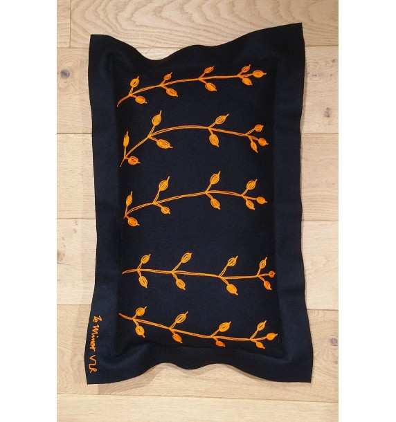 Cushion with Seaweed